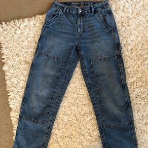 Women’s size 2 American Eagle carpenter jeans